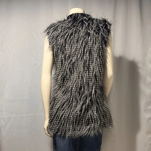 Goth Black Faux Fur  Vest White Zip Satin Trim Avante Garde Mobwife - Picture 4 of 4